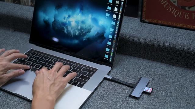 Trên tay USB-C Hub cho iPad Pro 2018 смотреть онлайн