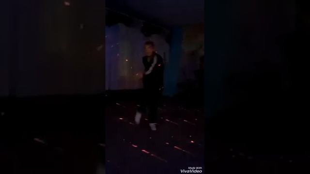 Три полоски) смотреть онлайн
