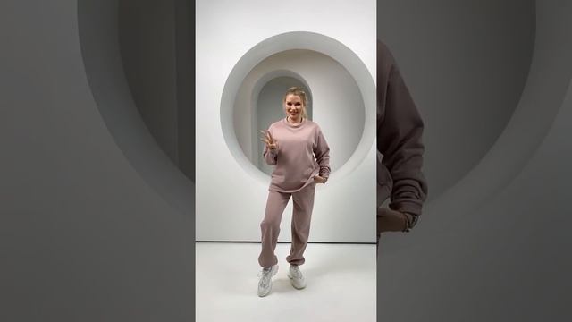 Костюм спорт тёплый, футер с начёсом для отдыха, поездок, спорта Irma Dressy смотреть онлайн