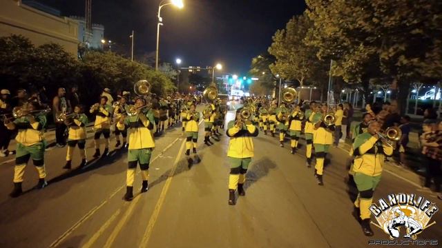 Washington Marion Highlights (Baton Rouge Christmas Parade 2022) смотреть онлайн