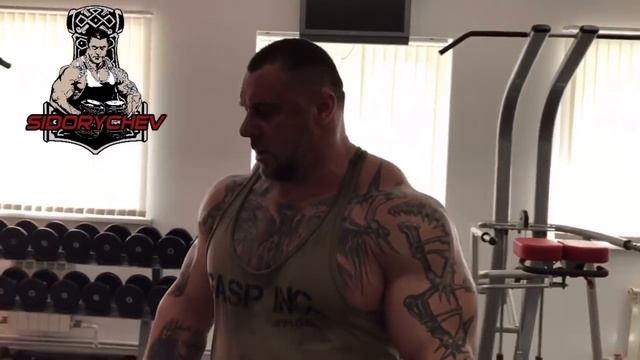 Качаем плечи с Мишей Сидорычевым смотреть онлайн