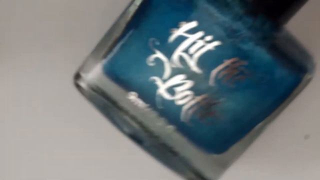 GRADIENT NAIL STAMPING / HIT THE BOTTLE HOLOGRAPHIC STAMPING POLISHES смотреть онлайн