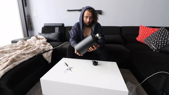 WATCH THIS BEFORE YOU BUY A HYDRO FLASK FOR SOMEONE смотреть онлайн