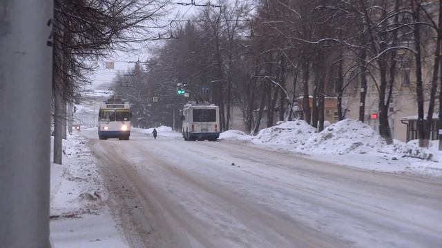 ЧЕРНИКОВКА 1 ЯНВАРЯ 2024 ПУСТЫЕ ДОРОГИ НИКОГО НЕТ.УТРО 10: 20 ВРЕМЯ.ГОРОД УФА смотреть онлайн