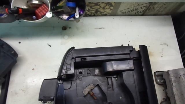 How to disassemble and clean the dispenser on Saeco Intelia смотреть онлайн