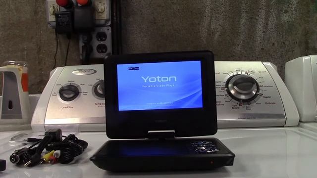 YOTON 9.5" Portable DVD Player Review смотреть онлайн
