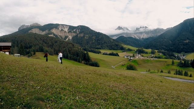 Photo shooting at Santa Magdalena, ITALY смотреть онлайн