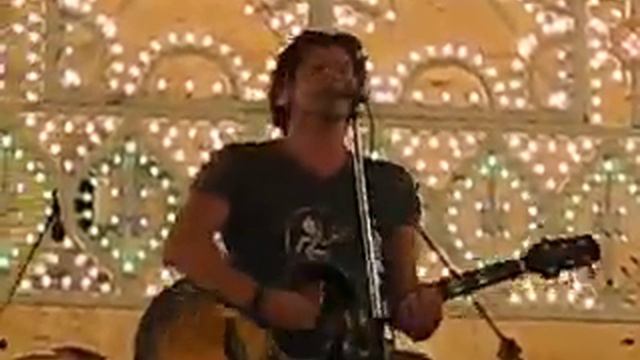 Emanuele Dabbono & Terrarossa - L'attesa (live a Cerfignano,Lecce agosto 2012) смотреть онлайн