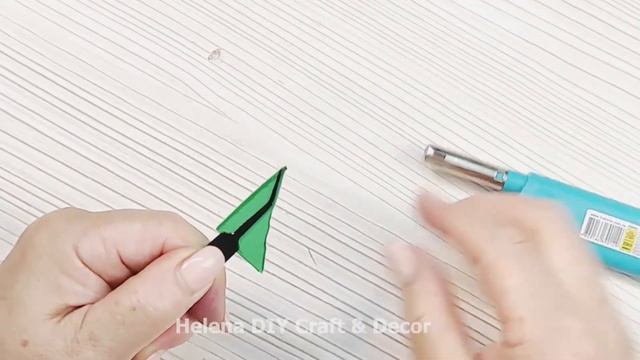 Как сделать мини тюльпаны из атласной ленты своими руками | DIY Flowers Mini Tulips from Ribbon смотреть онлайн
