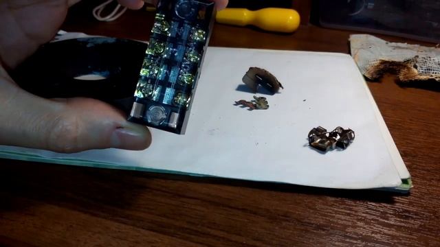 Обзор Электрика Соединение алюминиевых проводов через WAGO Авария смотреть онлайн