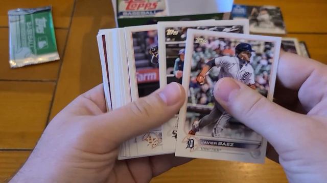 2023 Topps Update Jumbo Hobby Box Opening! 1 Auto! Great Rookie Class! смотреть онлайн