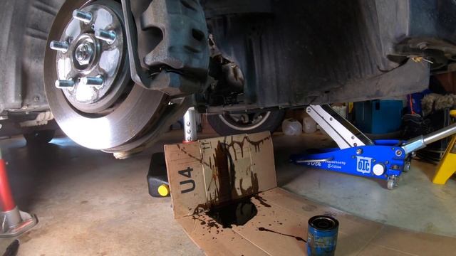 2015 Honda Odyssey Oil and Filter Change смотреть онлайн