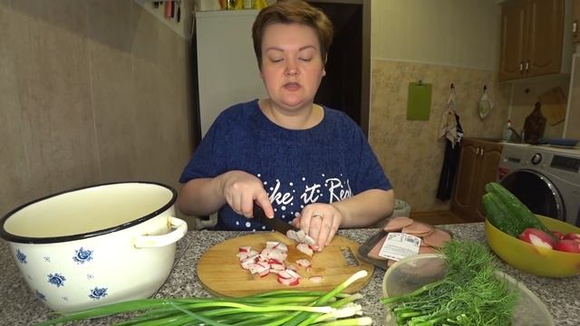 Как белка в колесе? Купила продукты на 1200 ? Приготовила окрошку ? Мукбанг смотреть онлайн
