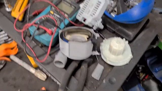Ошибка E09. Bosch sd4p1b. Bosch sd4p1b dishwasher repair, error E-09. смотреть онлайн