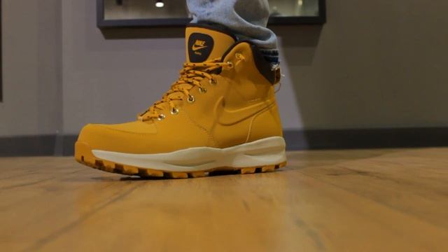 ONFEET Nike Manoa Leather "Taffy" (454350-700) | sneakers.by смотреть онлайн