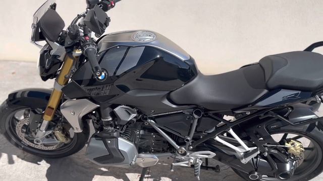 BMW R 1250R 2023 TRIPLE BLACK