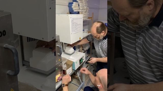 Печь синтеризации(обжига) циркона СИНТЕРИЗ 1 (отечественного производства) в лаборатории ТехноЛаб смотреть онлайн