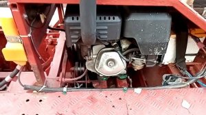 самодельный гусеничный трактор. немного переделал.