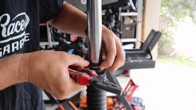 Motorcycle Build TimeLapse ★ CX500 Scrambler final assembly, Ep.44 смотреть онлайн