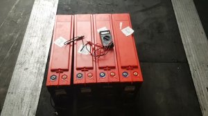 Серия 81. Купил геливые аккумуляторы.