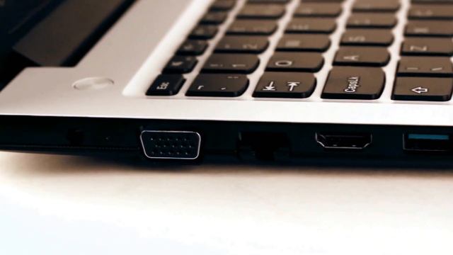 SuperLevnáPC Lenovo IdeaPad 310 15ABR bílý - vzhled смотреть онлайн