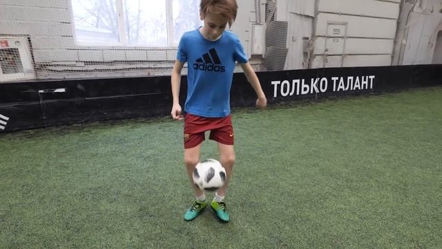 ФЕНОМЕНАЛЬНЫЙ ШКОЛЬНИК / Подписчик челлендж #10 / Панна, Фристайл смотреть онлайн