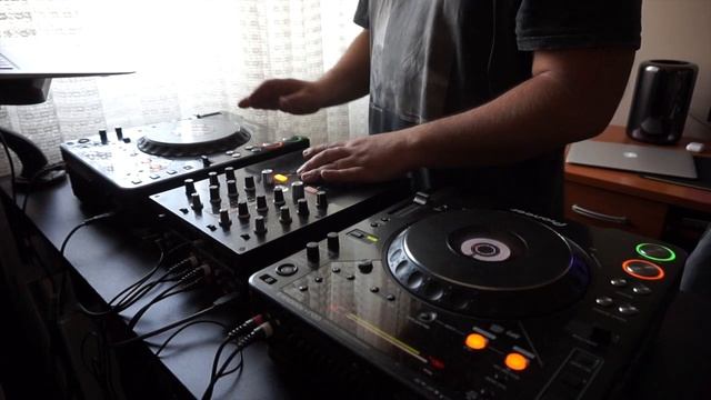 House/Jackin/Tech House/EDM mix (by Dub Medusa) S01E09 смотреть онлайн