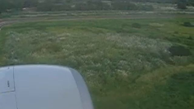 Landing in Panama's Tocumen International Airport смотреть онлайн