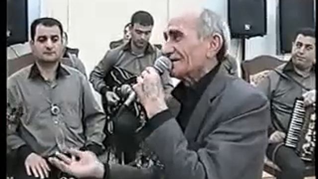 Yetim Eyvaz Azad qaqasimizin toy gunu en yeni 2013 смотреть онлайн