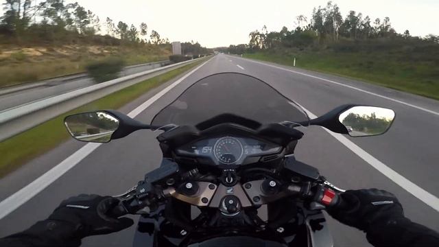 HONDA VFR800F V4 VTEC ? Pure Sound on the Highway - SC Project Exhaust ✌ смотреть онлайн