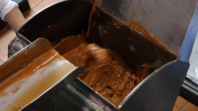 Подсмотрено. Ириски смотреть онлайн