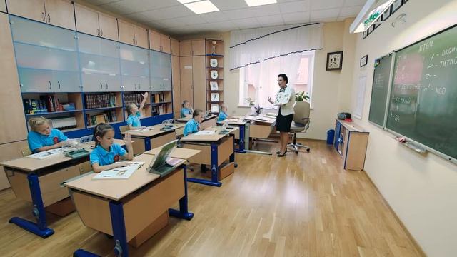 Урок церковнославянского языка. Буква «Аз». Слова под титлами смотреть онлайн