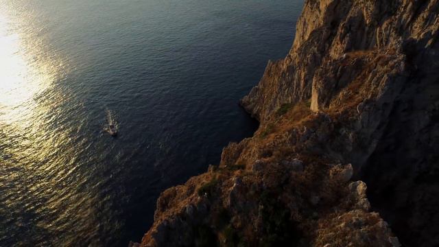 Amalfi Coast - Italy | Drone FlyBy in 4k - A Visual Escape With Relaxing Music смотреть онлайн