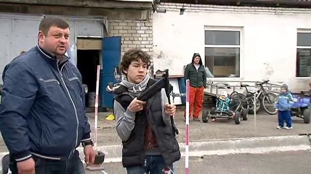 На городской площади дали старт авторалли "Память" смотреть онлайн