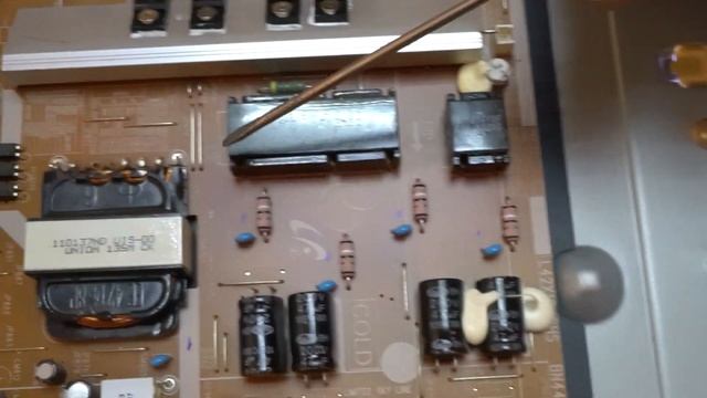 Доработка блока питания BN44-00622B BL42X1Q_DHS (ограничение тока подсветки) смотреть онлайн