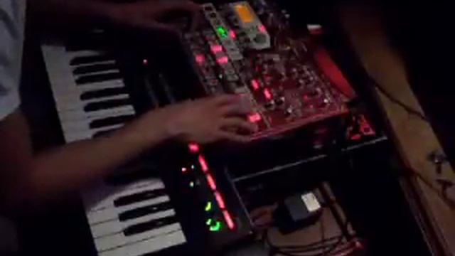 Korg R3 and Electribe ESX by Omar Andre- Video 5/6 смотреть онлайн
