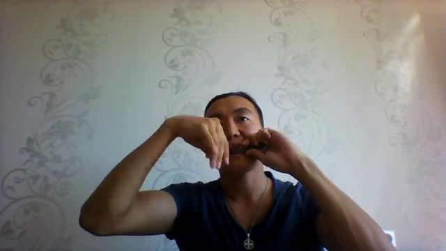 Erkin Alexeev. Playing on yakutian khomus/ Игра на якутском хомусе смотреть онлайн