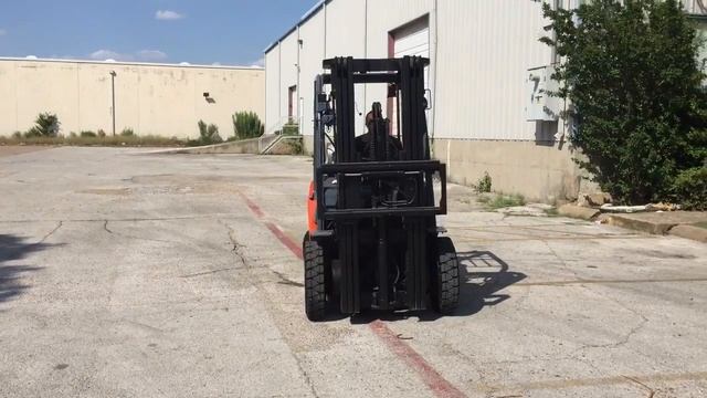 2010 Toyota 8FGU25 Forklift смотреть онлайн