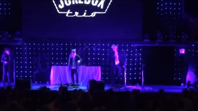 JUKEBOX TRIO 2013 ЭРМИТАЖ КАЗАНЬ 2 смотреть онлайн