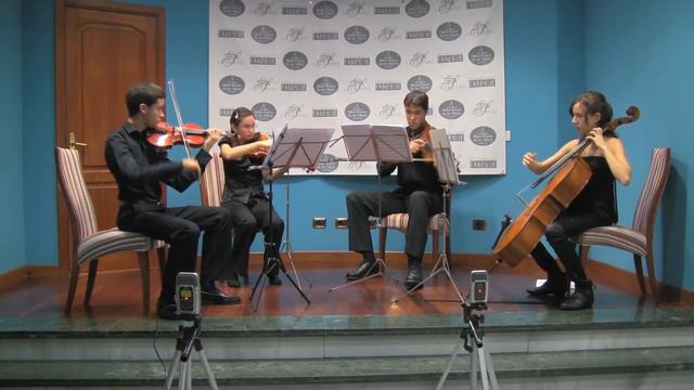 Joseph Haydn Andante cantabile (Serenade) por el Cuarteto Néstor Álamo смотреть онлайн