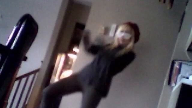 some groovy dancing LOL смотреть онлайн