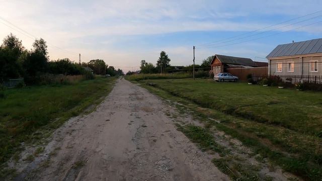 Село процветает. Собирали деньги на дорогу — дороги нет, у главы новый джип смотреть онлайн