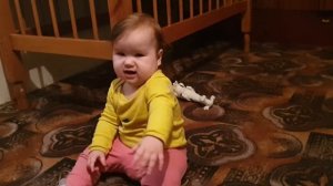 Релика делает ладушки- ладушки