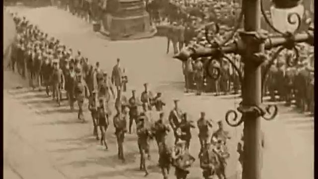 02 Гром небесный, или 'критическая масса европейского величия' смотреть онлайн