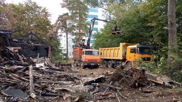 Дубна. Улица Тверская. Снос сгоревшего дома. смотреть онлайн