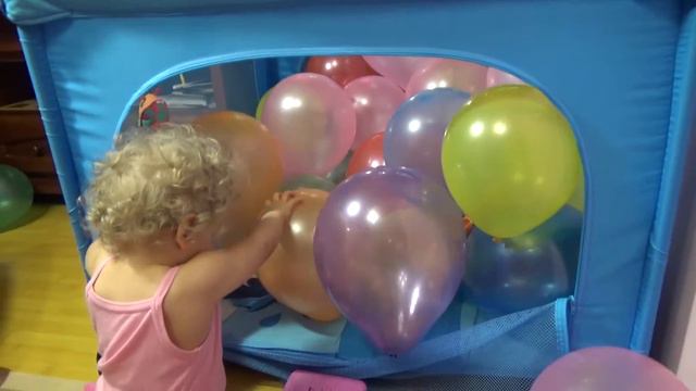 Много воздушных шариков Много воздушных шаров Воздушные шарики для детей Lots of balloons смотреть онлайн