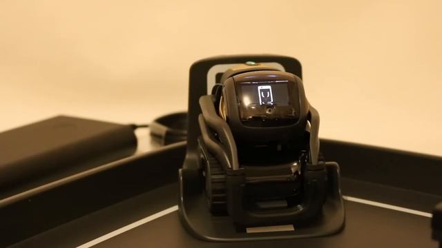 Anki Vector & Vector Space Unboxing/Setup! смотреть онлайн