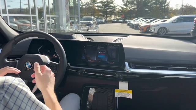 Walk Around and Overview: All-New 2023 BMW X1! (Fully redesigned, Dual Clutch, iDrive 8!) смотреть онлайн