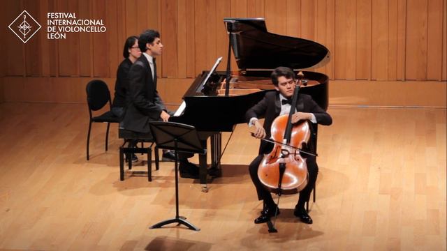 Requiebros (Cassadó) - Angel Bustillos | FIV 2022 | Concierto Alumnos Destacados смотреть онлайн