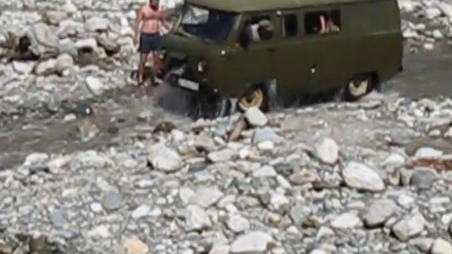 Утонула машина в реке смотреть онлайн